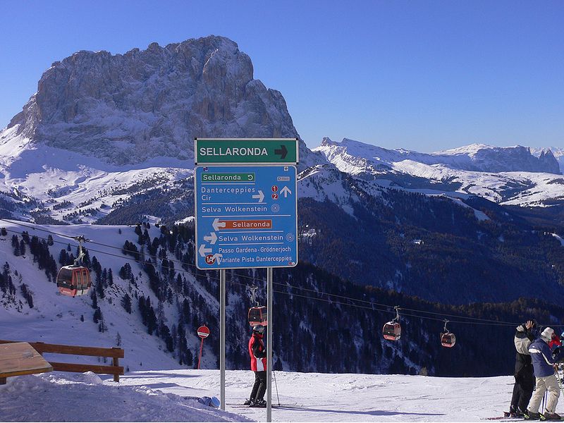Südtirol-Skiurlaub-Dolomiten.jpg