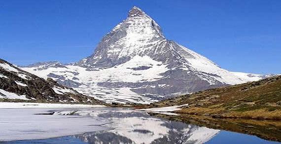 Schweiz Urlaub Matterhorn Riffelsee